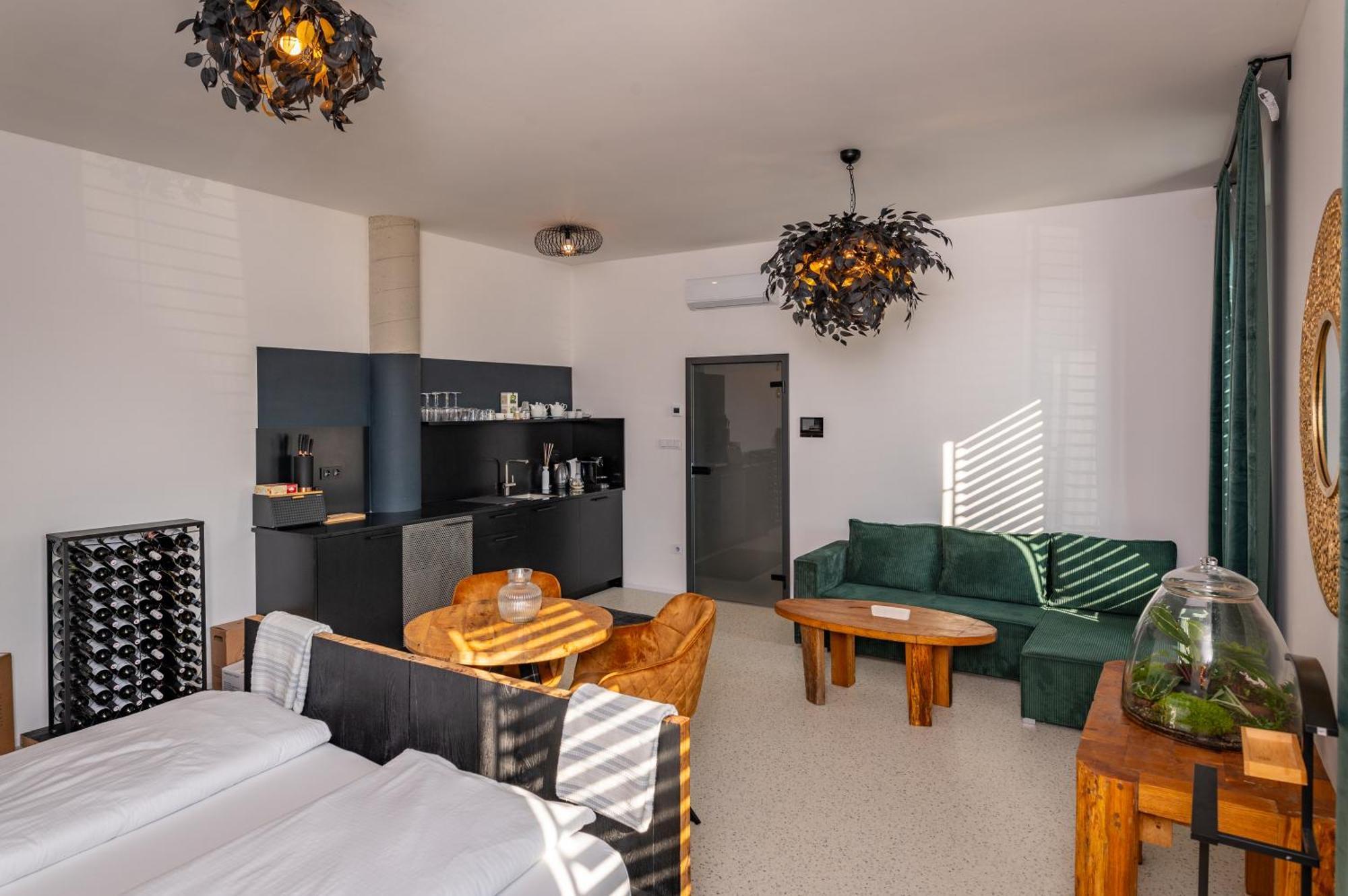 Korek Mikulov Apartman Exteriör bild